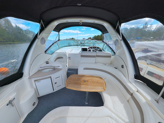 Sea Ray 355 Sundancer 4 of 9