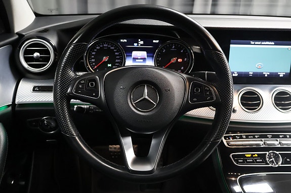 Mercedes-Benz E220 d 16 of 22