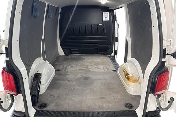 Volkswagen Transporter 17 of 24