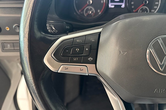 Volkswagen Transporter 21 of 24
