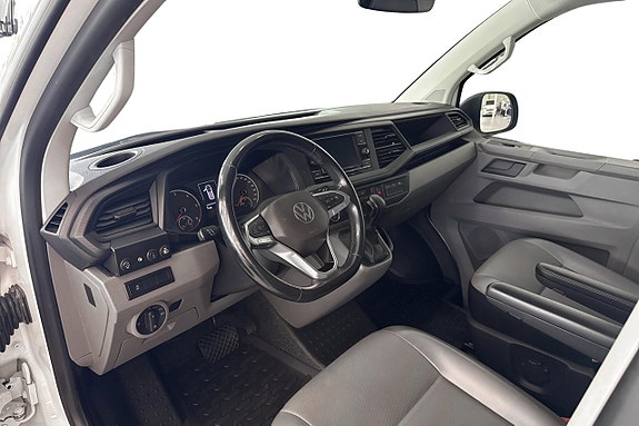 Volkswagen Transporter 11 of 24