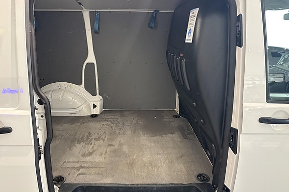 Volkswagen Transporter 16 of 24
