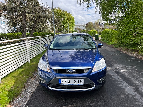 Ford Focus CC 4 of 5