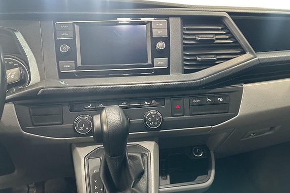 Volkswagen Transporter 22 of 26