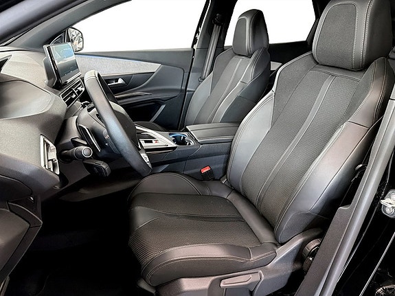 Peugeot 3008 4 of 5