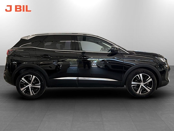 Peugeot 3008 16 of 18