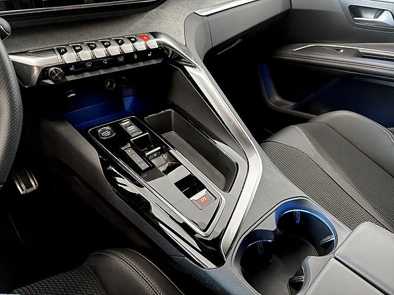 Peugeot 3008 13 of 18