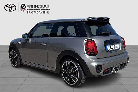 MINI John Cooper Works 2 of 5