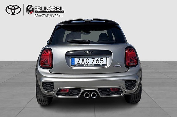 MINI John Cooper Works 4 of 5