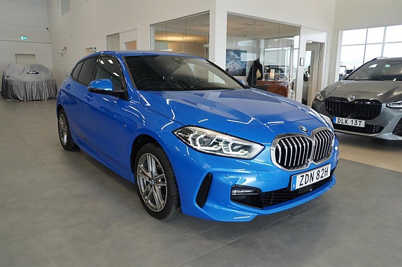 BMW 118i 6 of 17