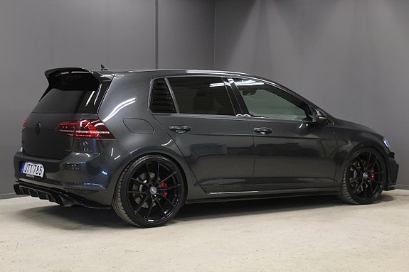 Volkswagen Golf-Serie 5 of 14