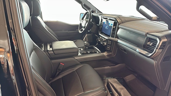 Ford F-150 3 of 5