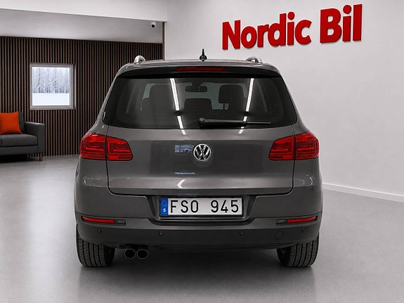 Volkswagen Tiguan 4 of 11