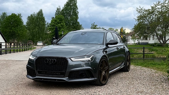 Audi RS6 2 of 30