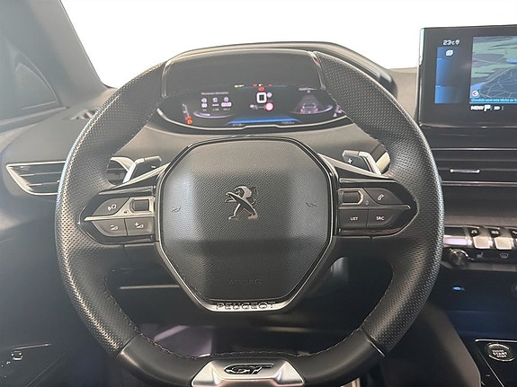 Peugeot 5008 7 of 18