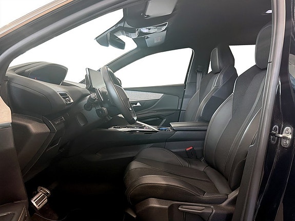 Peugeot 5008 4 of 5