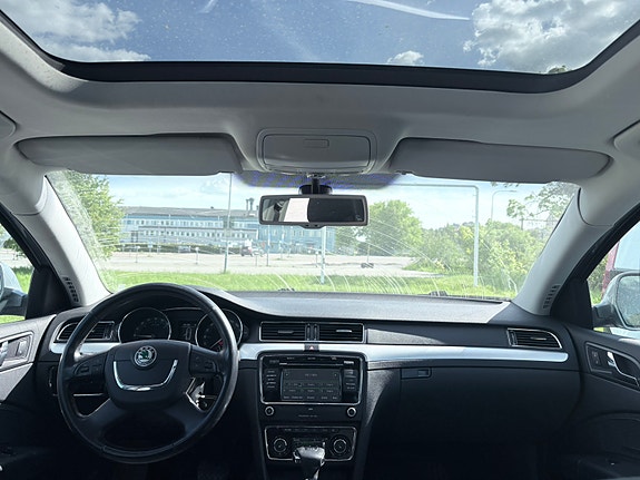Skoda Superb 5 of 5