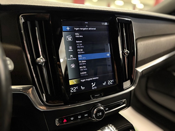 Volvo V90 Cross Country 13 of 18