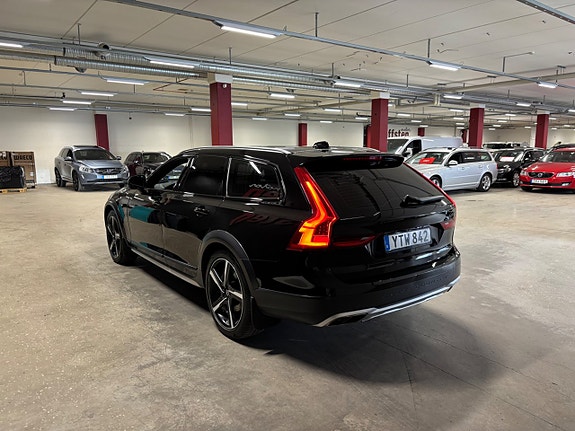 Volvo V90 Cross Country 5 of 5