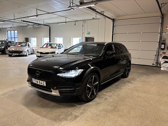 Volvo V90 Cross Country 6 of 18