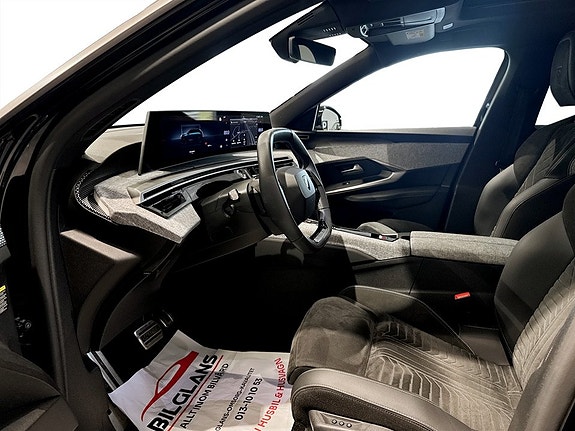 Peugeot 5008 4 of 5