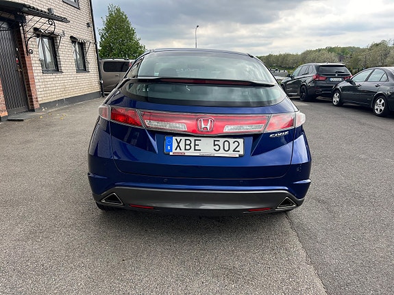 Honda Civic 9 of 17