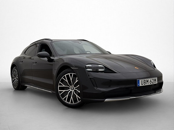 Porsche Taycan 4 of 5