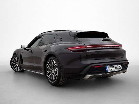 Porsche Taycan 5 of 5