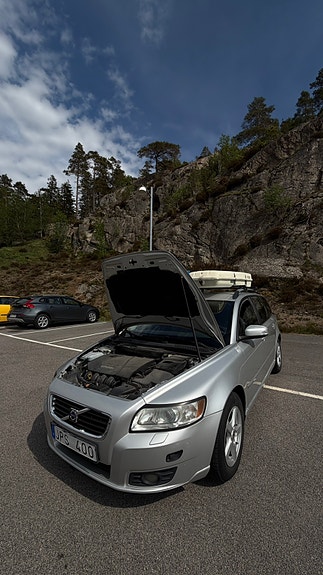 Volvo V50 3 of 5