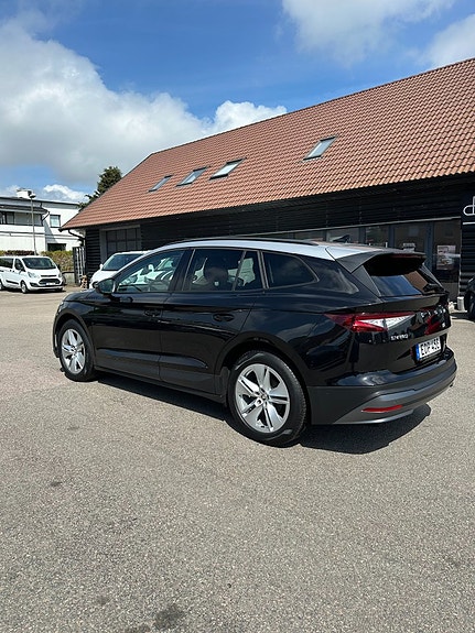 Skoda Enyaq 6 of 10