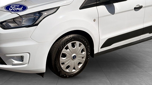 Ford Transit Connect 9 of 9