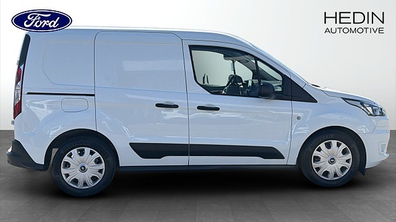 Ford Transit Connect 6 of 9