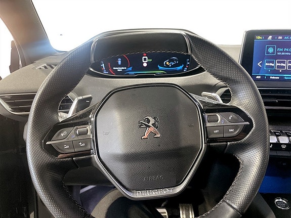 Peugeot 3008 6 of 15