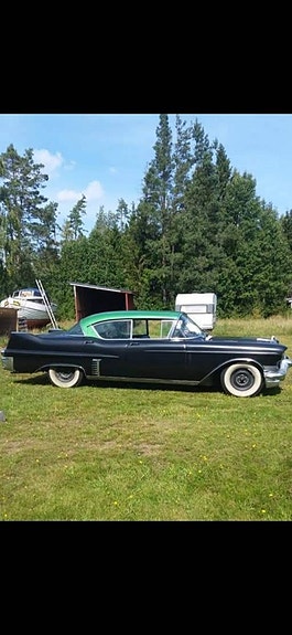 Cadillac Deville