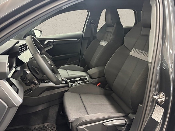 Audi A3 4 of 9