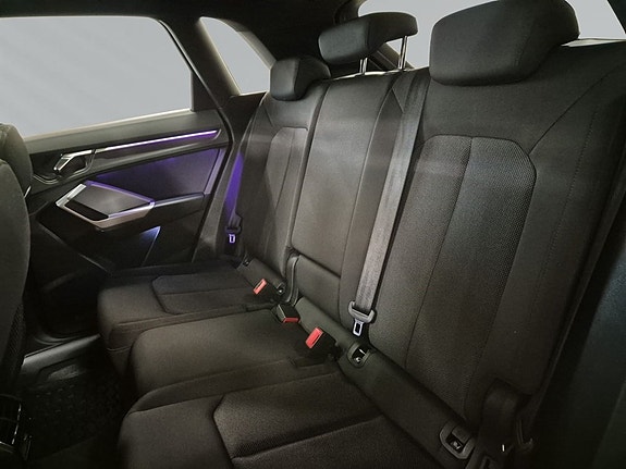Audi Q3 5 of 5