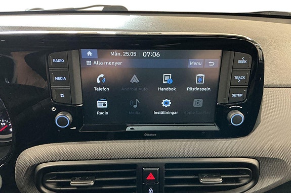 Hyundai i10 17 of 23
