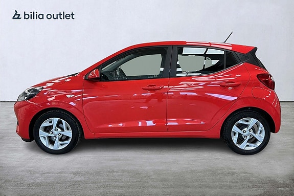 Hyundai i10 7 of 23