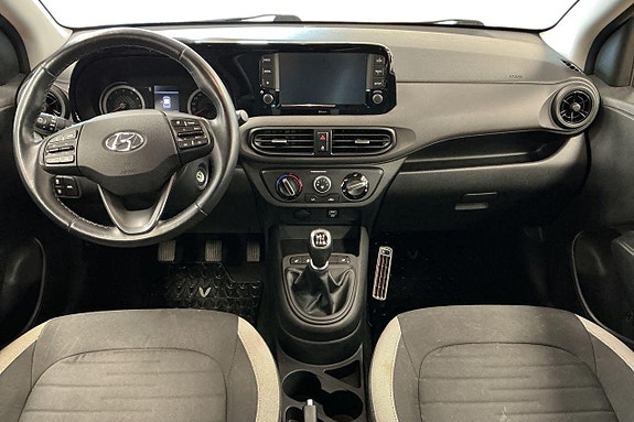 Hyundai i10 14 of 23