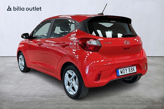 Hyundai i10 4 of 5