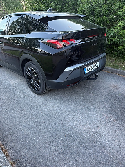 Peugeot 3008 2 of 5