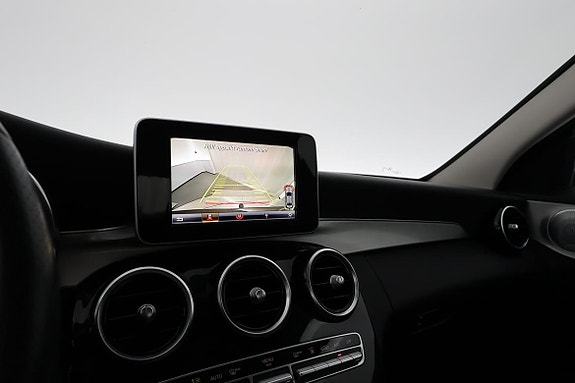 Mercedes-Benz C220 d 13 of 18