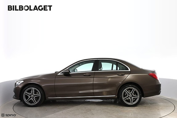 Mercedes-Benz C220 d 2 of 18