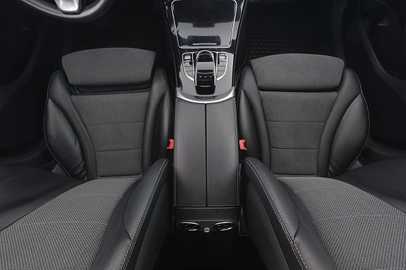 Mercedes-Benz C220 d 9 of 18