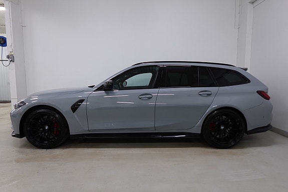 BMW M3 3 of 5
