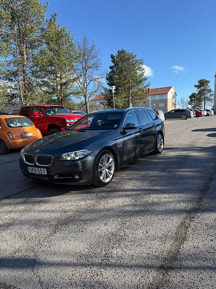 BMW 520d 2 of 4
