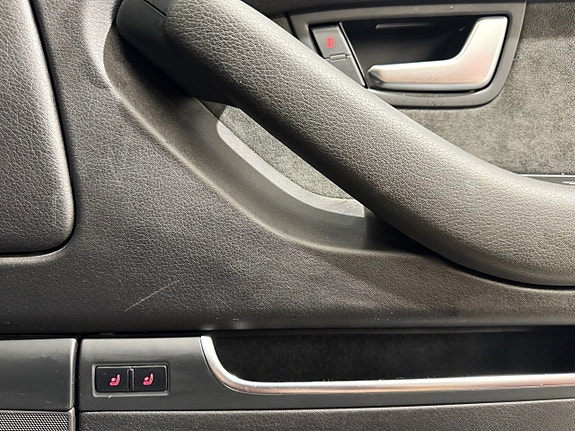 Audi A8 16 of 18