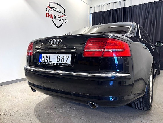 Audi A8 17 of 18