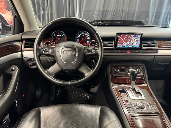 Audi A8 13 of 18
