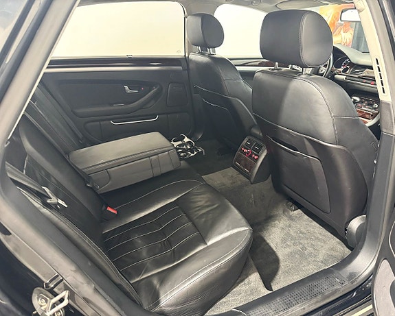 Audi A8 10 of 18
